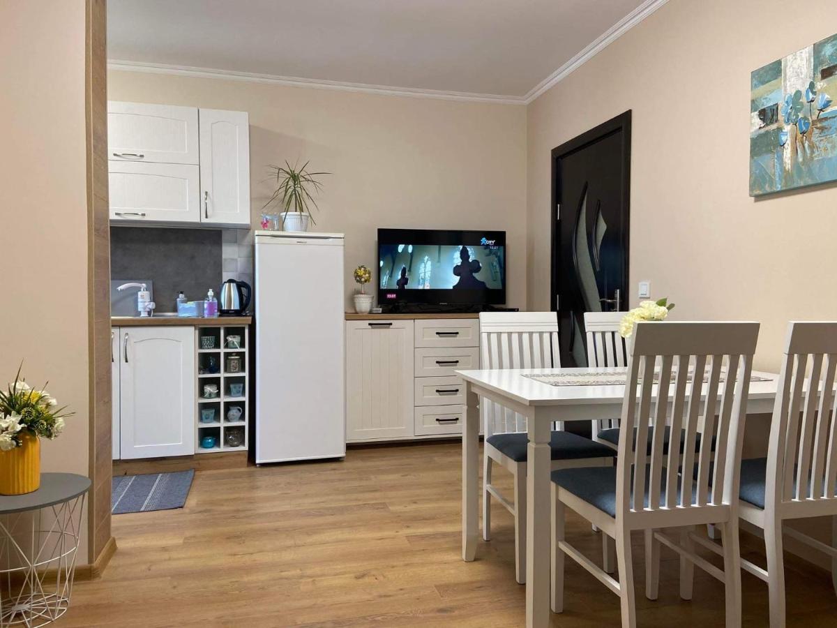 Flowers Garden Apartment 벨리코 터르노보 외부 사진